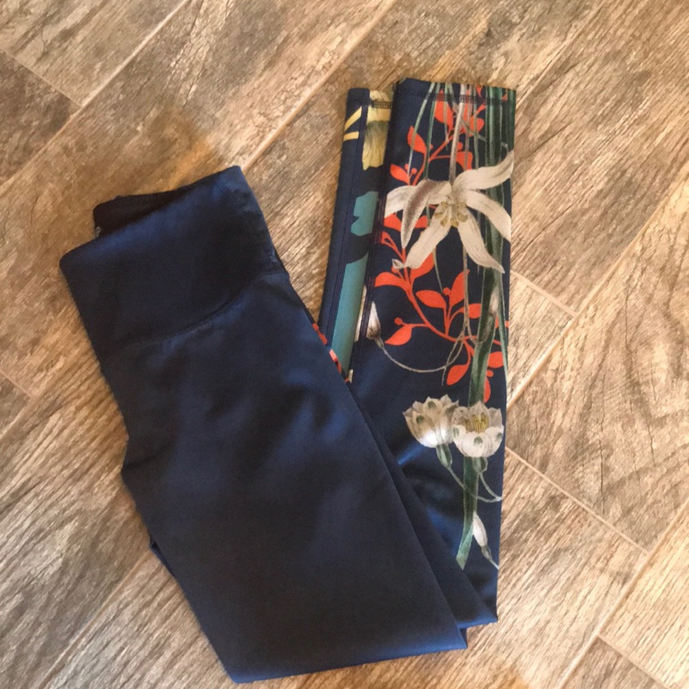 Noli yoga leggings sz S best ever comfort🧘🏽‍♀️💛